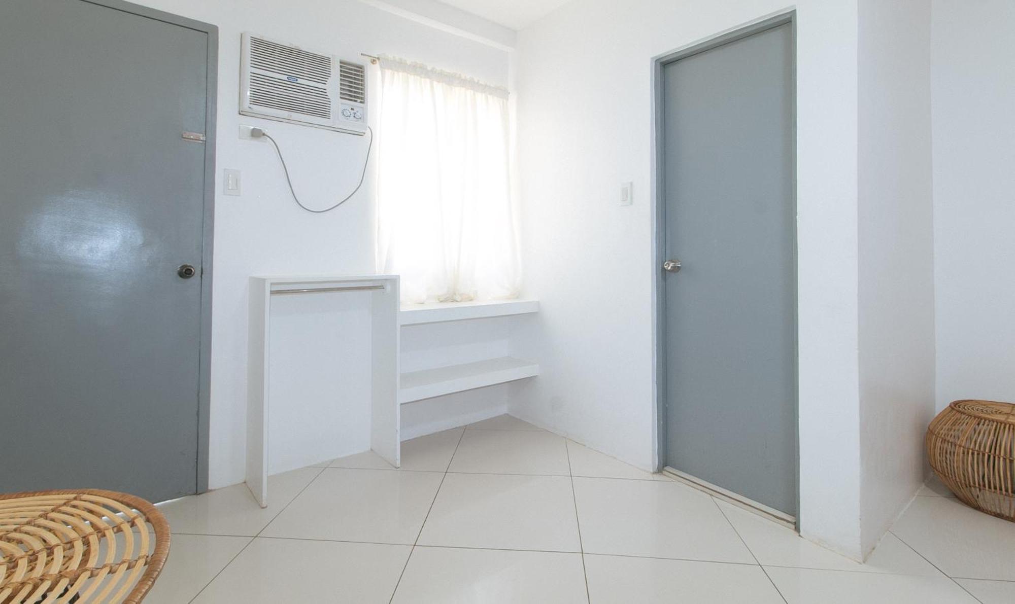 Reddoorz At Fat J Apartelle Mactan Cebu Zewnętrze zdjęcie