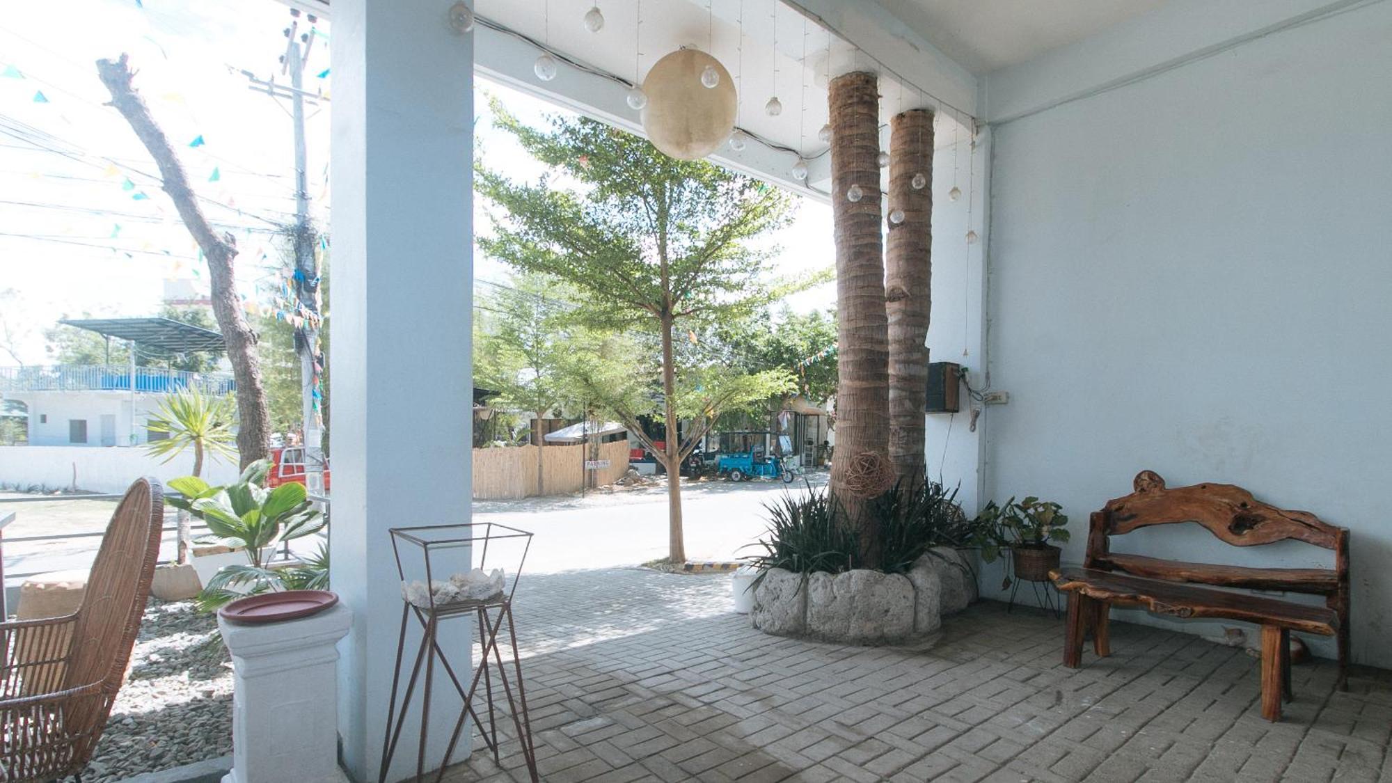 Reddoorz At Fat J Apartelle Mactan Cebu Zewnętrze zdjęcie