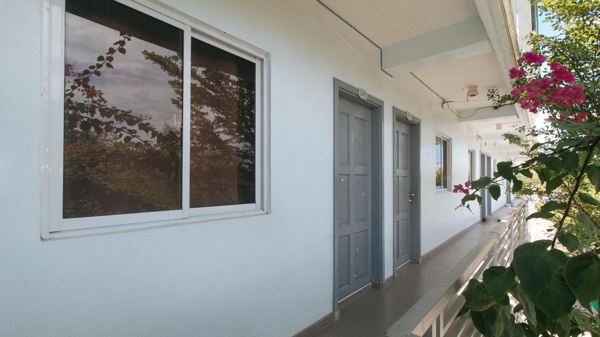 Reddoorz At Fat J Apartelle Mactan Cebu Zewnętrze zdjęcie